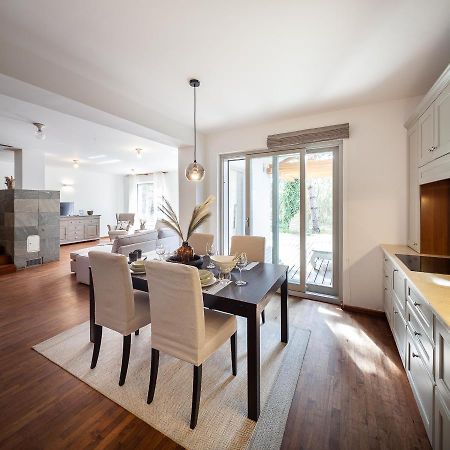 Silver Willow Luxury Apartment ショプロン エクステリア 写真