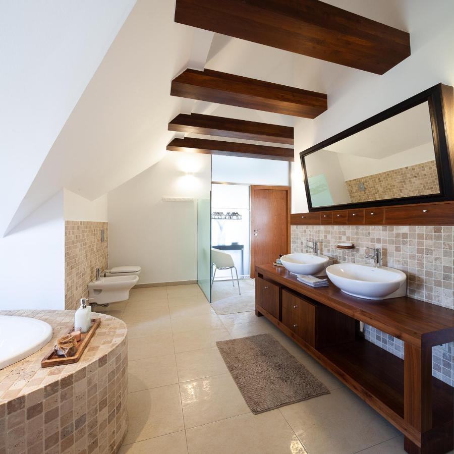Silver Willow Luxury Apartment ショプロン エクステリア 写真