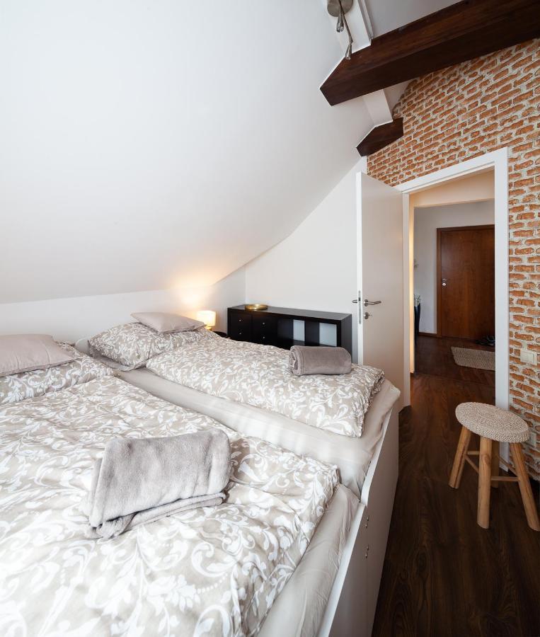 Silver Willow Luxury Apartment ショプロン エクステリア 写真